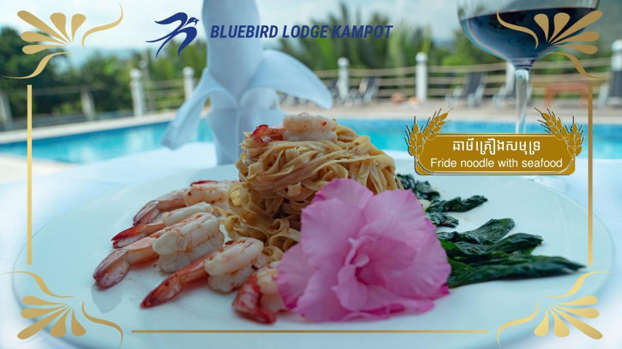 Bluebird Lodge Kampot Exteriör bild